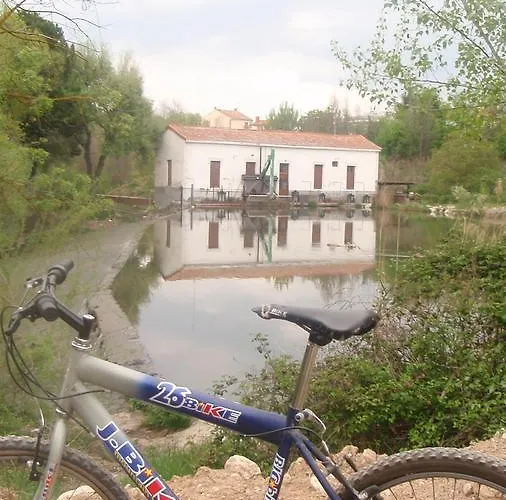 Rural Pueblo De La Ribera Peñafiel