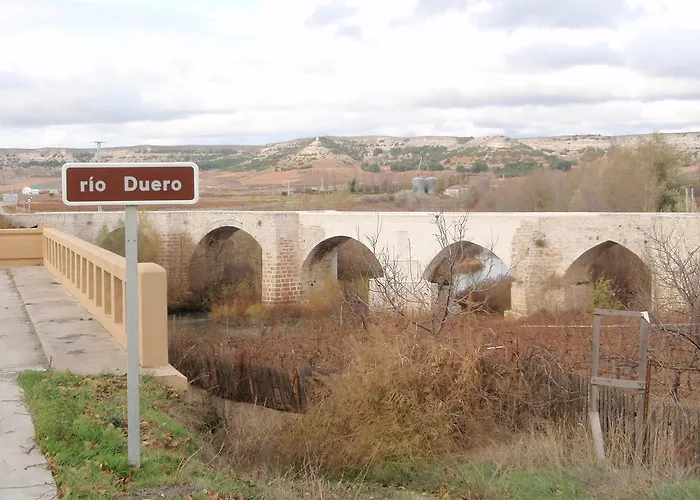 Rural Pueblo De La Ribera *